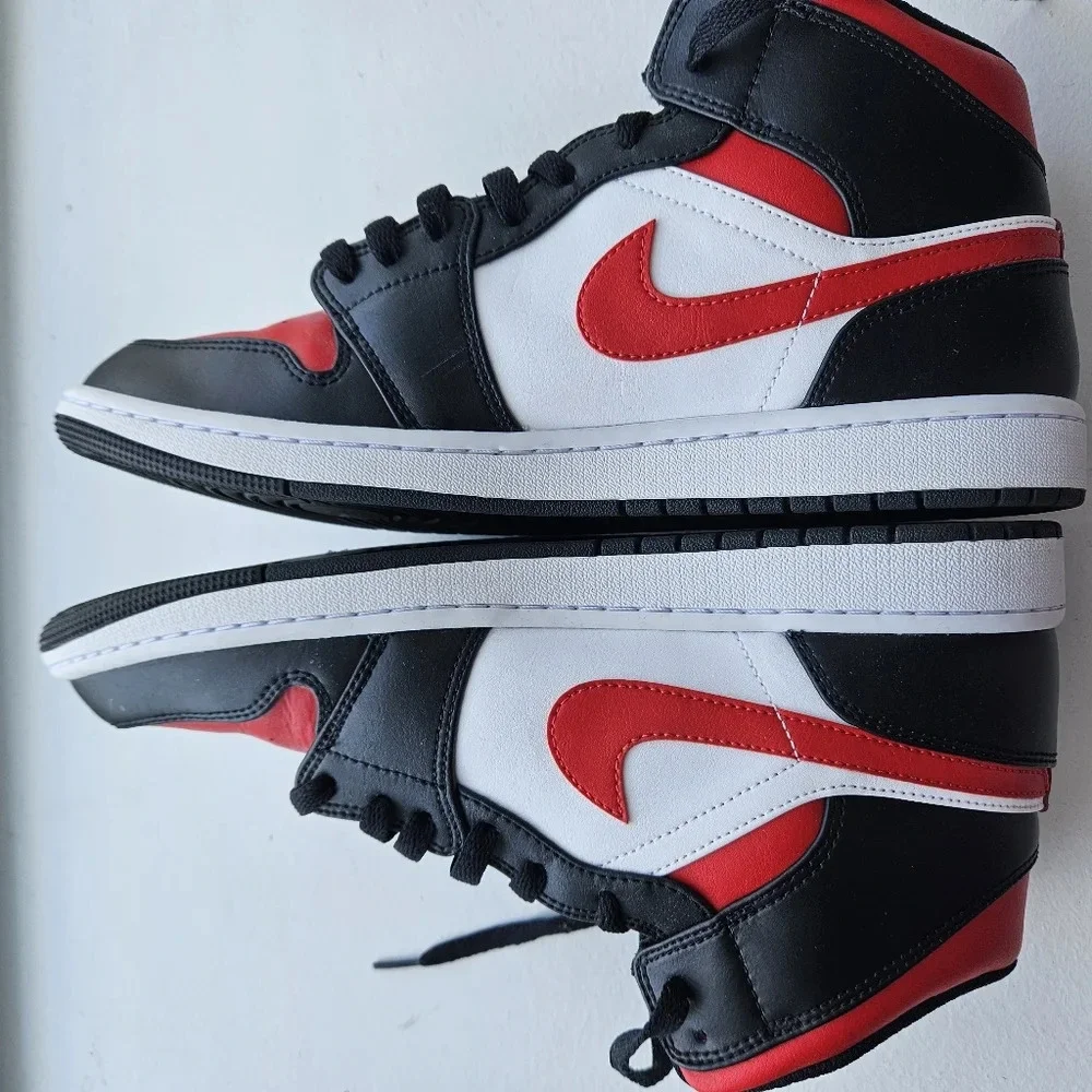 Air Jordan's Men's Size 11 Red and Black